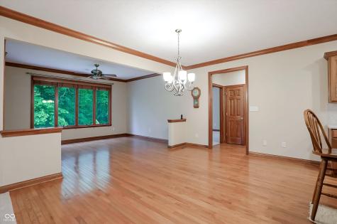 4380 Nottinghill Drive Avon IN 46123