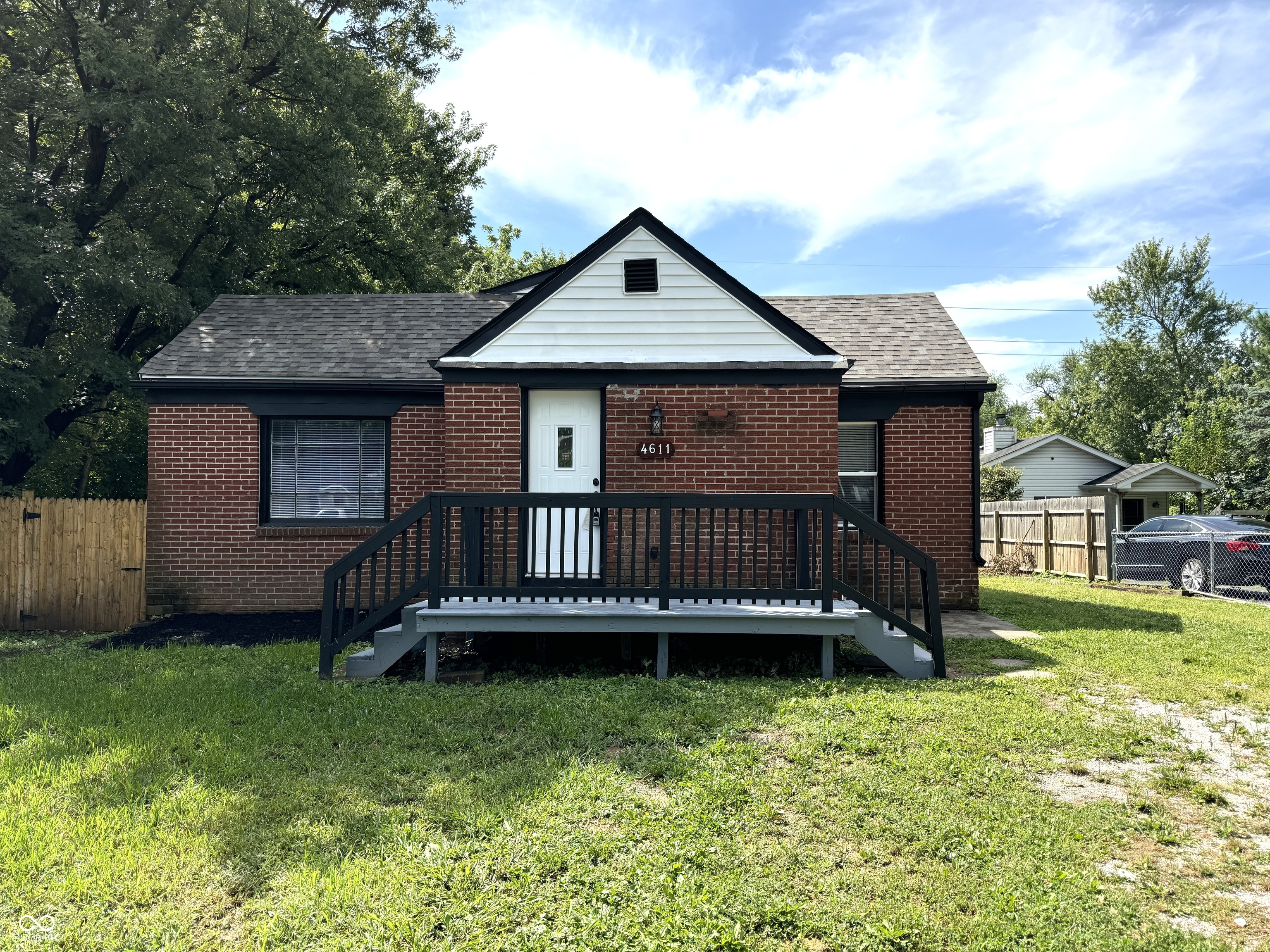 4611 W Beecher Street Indianapolis IN 46241