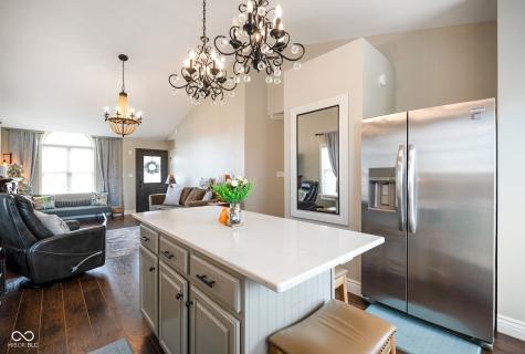 5964 Woodland Parks Court Columbus IN 47201