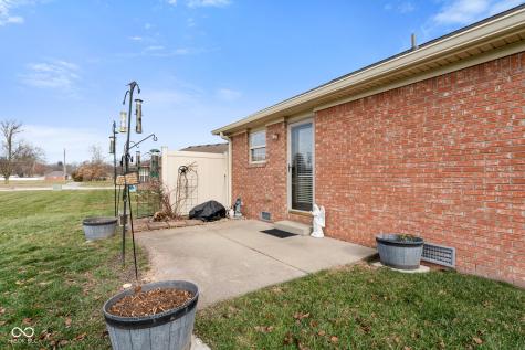 5964 Woodland Parks Court Columbus IN 47201