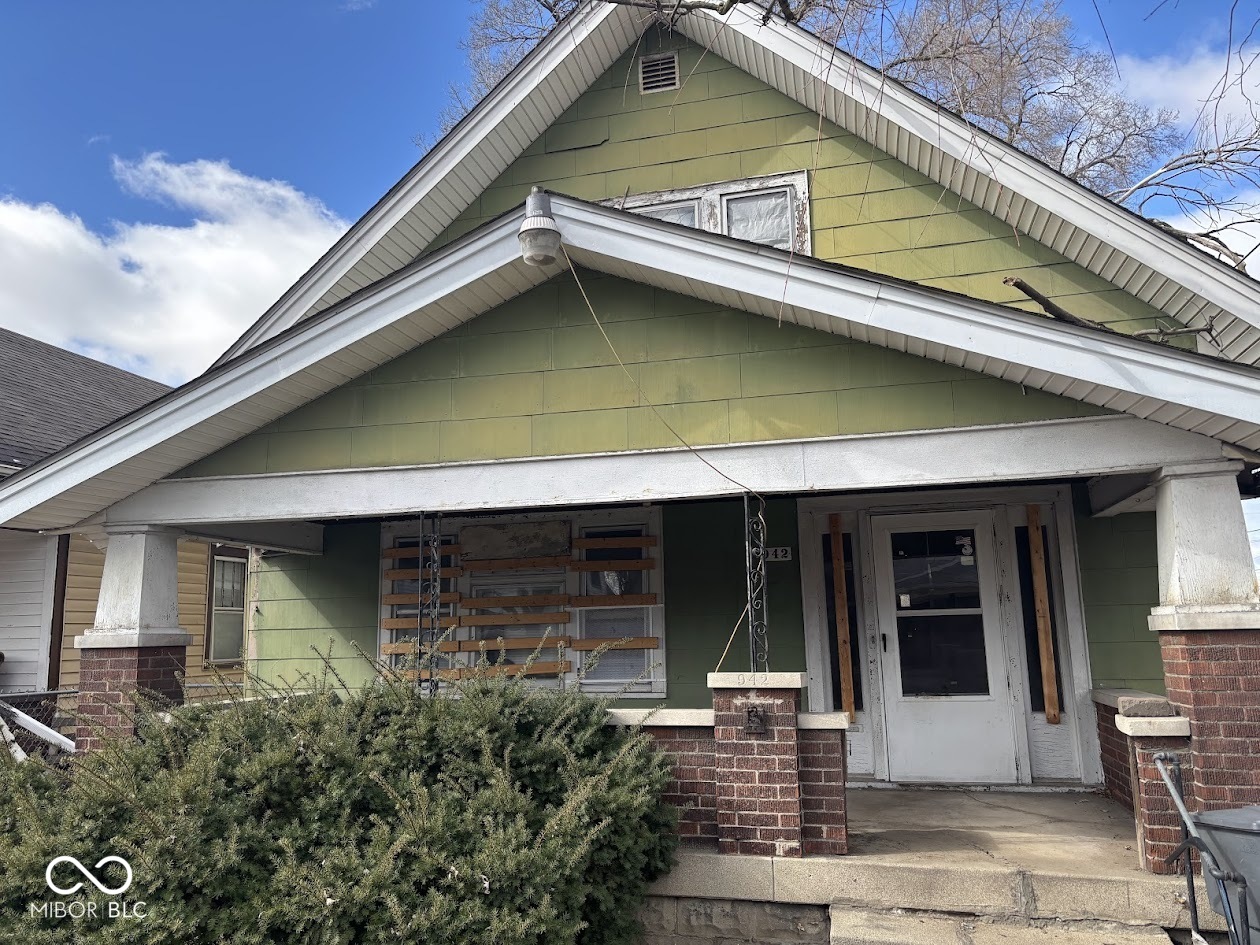 942 N Oxford Street Indianapolis IN 46201