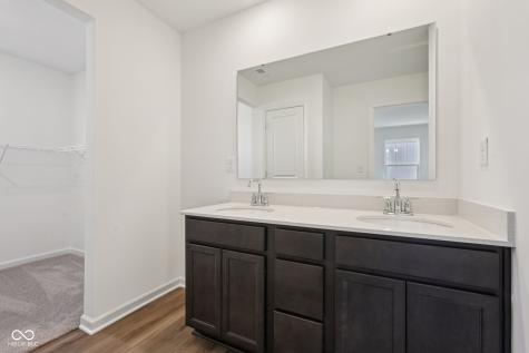 2736 Evergreen Avenue Plainfield IN 46168
