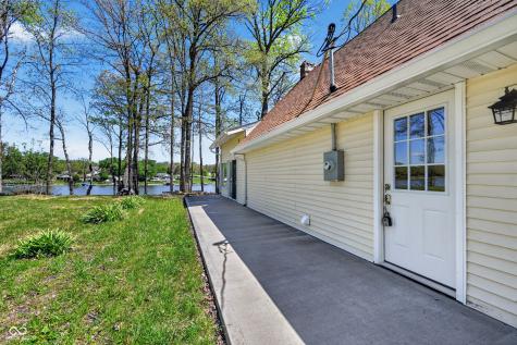 559 NW Santee Drive Greensburg IN 47240