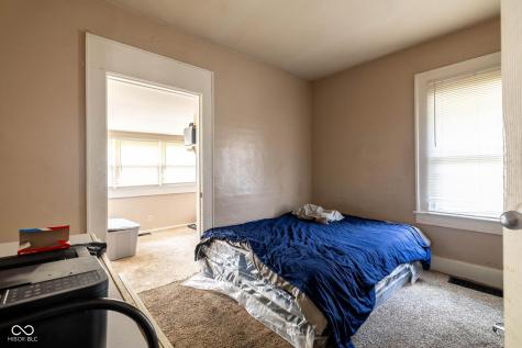 4809 E New York Street Indianapolis IN 46201