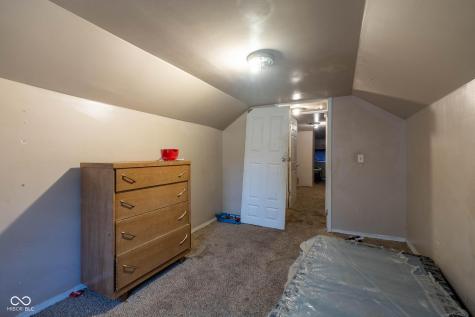 4809 E New York Street Indianapolis IN 46201