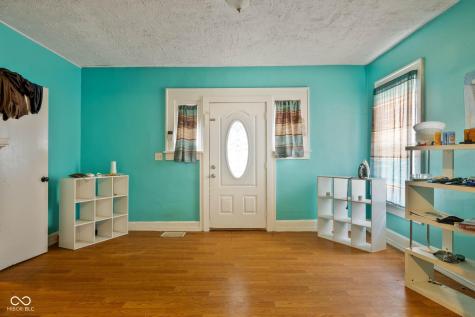 4809 E New York Street Indianapolis IN 46201