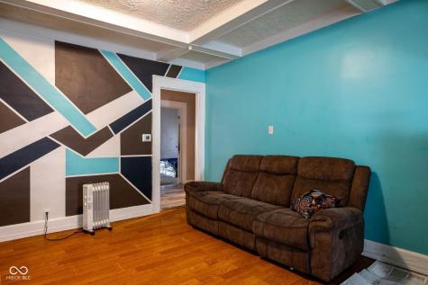 4809 E New York Street Indianapolis IN 46201