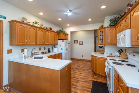 11040 Harness Way Indianapolis IN 46239