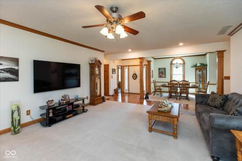 11040 Harness Way Indianapolis IN 46239