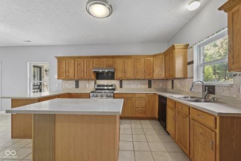 7835 Whitaker Valley Boulevard Indianapolis IN 46237