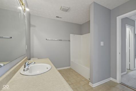 7835 Whitaker Valley Boulevard Indianapolis IN 46237
