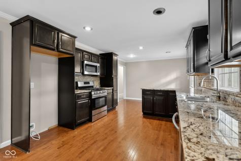 7511 Mohawk Lane Indianapolis IN 46260