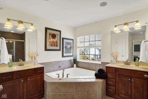 12448 Pasture View Court Carmel IN 46033