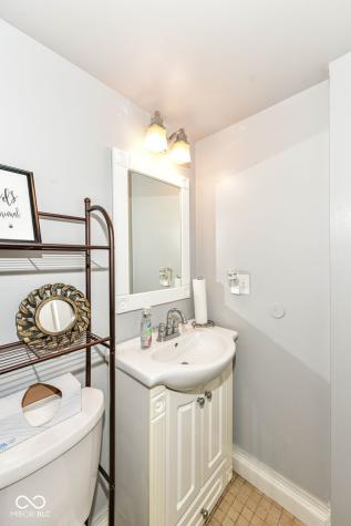 1619 Mutz Drive Indianapolis IN 46229