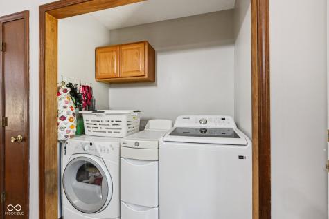 1270 Ledgewood Lane Avon IN 46123