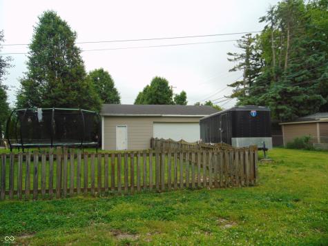 225 S Market Street Thorntown IN 46071
