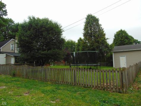 225 S Market Street Thorntown IN 46071