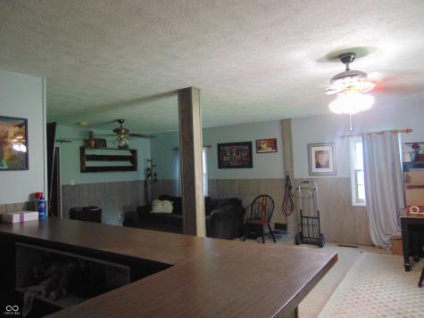 225 S Market Street Thorntown IN 46071