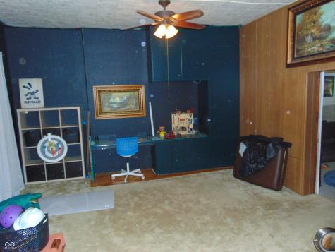 225 S Market Street Thorntown IN 46071