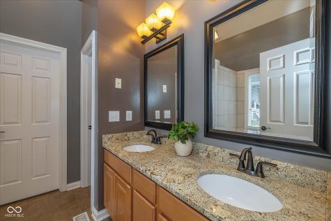 10973 Wintercove Way Fishers IN 46038