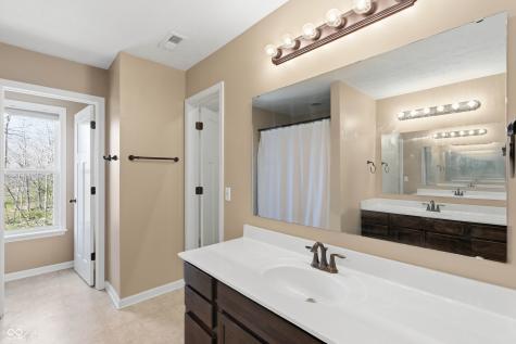 875 Harvest Ridge Drive Avon IN 46123