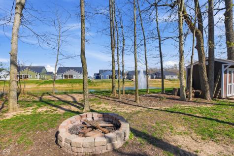875 Harvest Ridge Drive Avon IN 46123