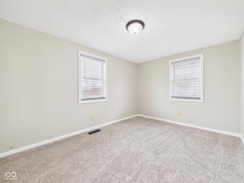 1005 E Jackson Street Muncie IN 47305