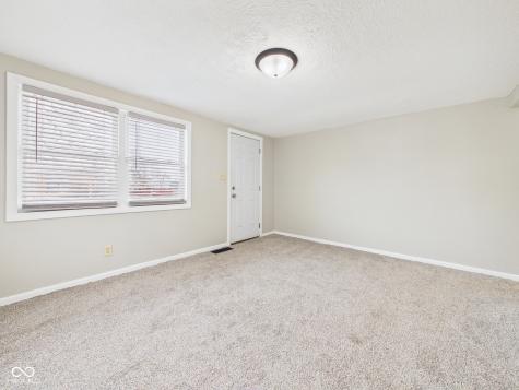 1005 E Jackson Street Muncie IN 47305