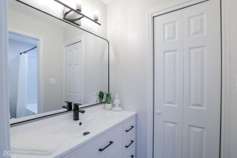 9620 Kittrell Drive Indianapolis IN 46280