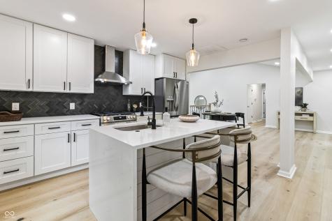 10924 Thunderbird Drive Carmel IN 46032