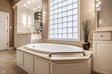 337 Millridge Drive Carmel IN 46290