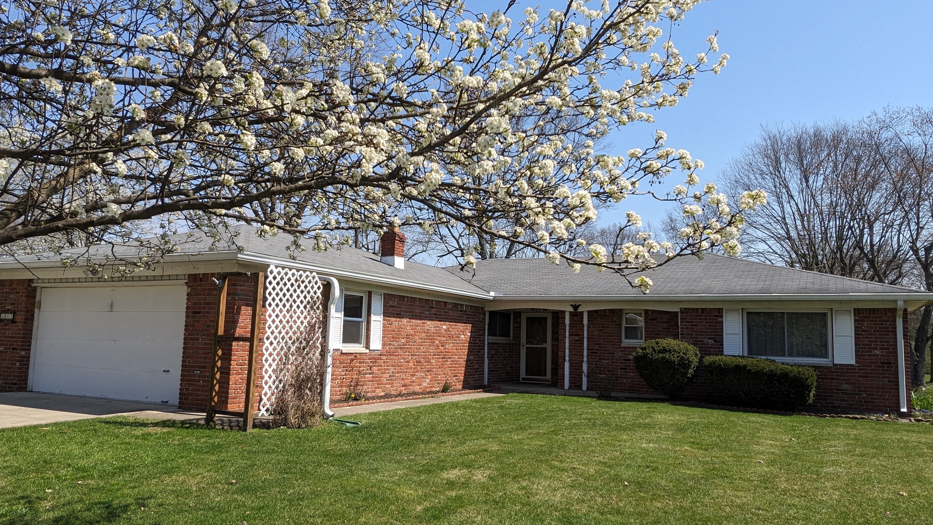 8069 Stafford Lane Indianapolis IN 46260