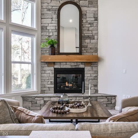 12442 Coastal Place Fishers IN 46037