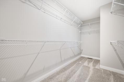 12442 Coastal Place Fishers IN 46037