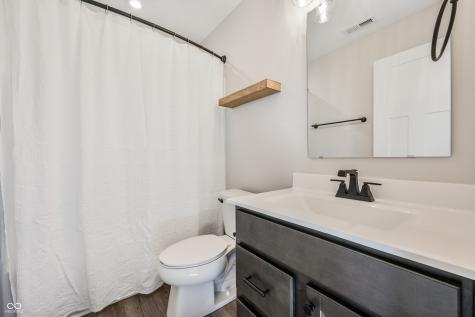 12442 Coastal Place Fishers IN 46037