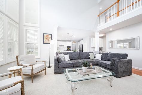 5074 S Cobblestone Drive Zionsville IN 46077