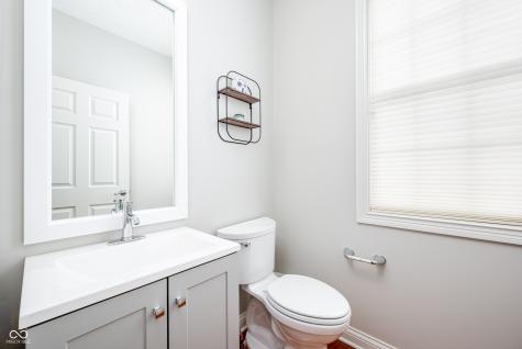 5074 S Cobblestone Drive Zionsville IN 46077