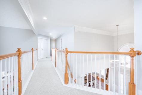 5074 S Cobblestone Drive Zionsville IN 46077