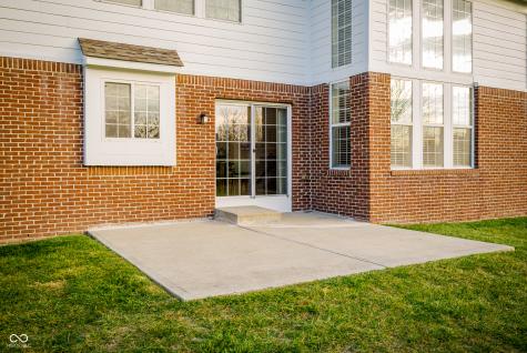 5074 S Cobblestone Drive Zionsville IN 46077