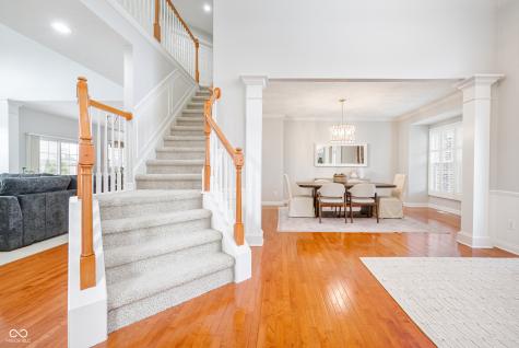 5074 S Cobblestone Drive Zionsville IN 46077