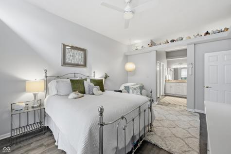 6468 Hunters Green Lane Indianapolis IN 46278