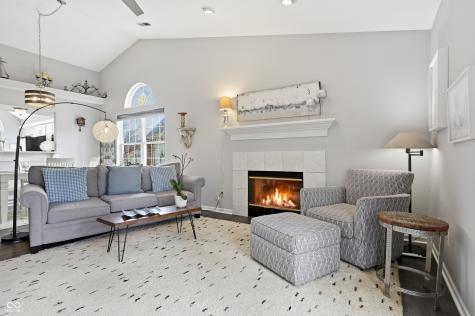 6468 Hunters Green Lane Indianapolis IN 46278