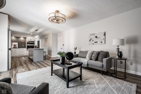6543 Calla Lily Drive Indianapolis IN 46237