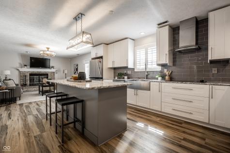 6543 Calla Lily Drive Indianapolis IN 46237