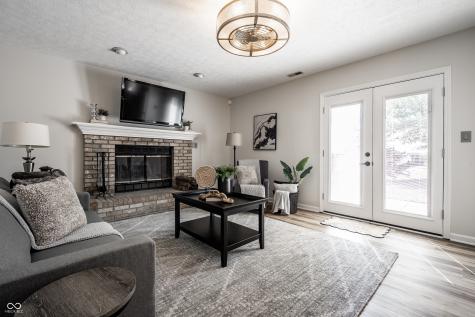 6543 Calla Lily Drive Indianapolis IN 46237