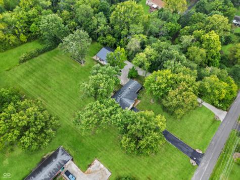 8927 Cooper Road Zionsville IN 46077