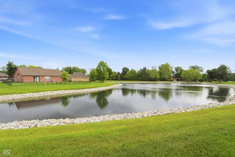 8206 Meadow Bend Drive Indianapolis IN 46259