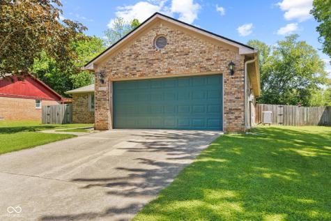 8857 Chessie Drive Indianapolis IN 46217