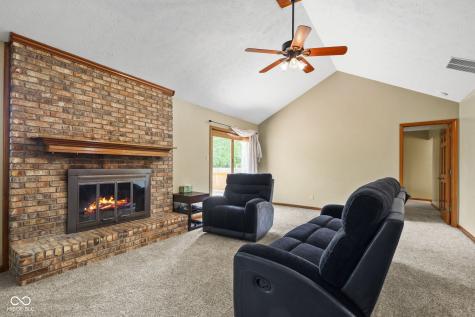 8857 Chessie Drive Indianapolis IN 46217