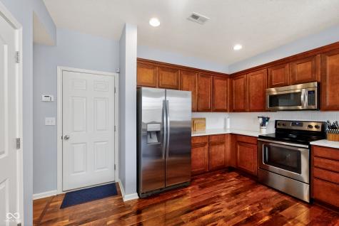 5783 Blue Sky Drive Whitestown IN 46075
